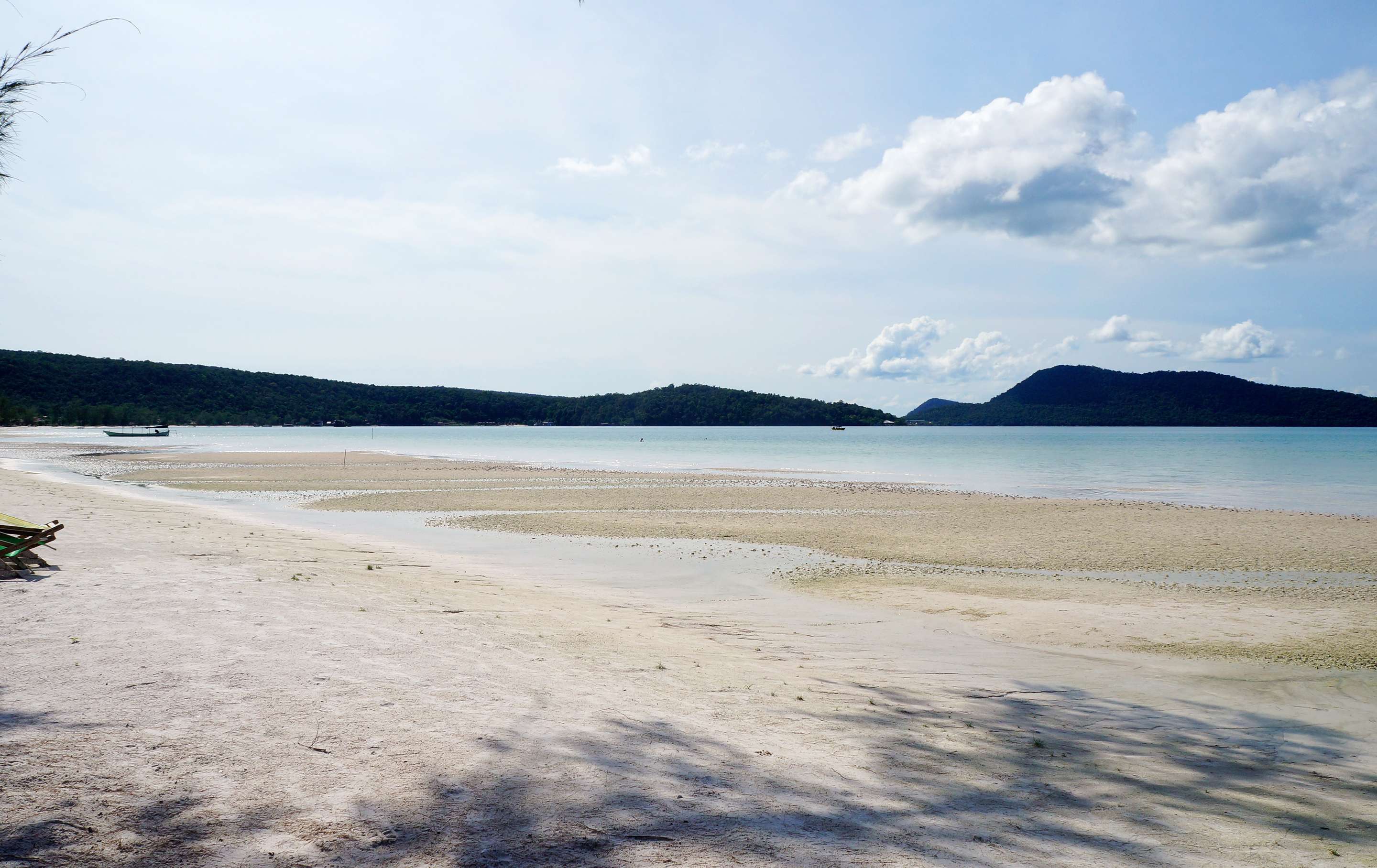Long Set Beach, Koh Rong Overview