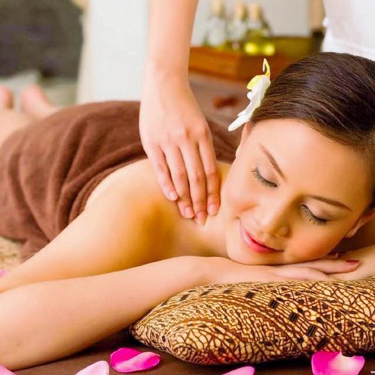 Body Massage In Goa Near Baga Beach Image