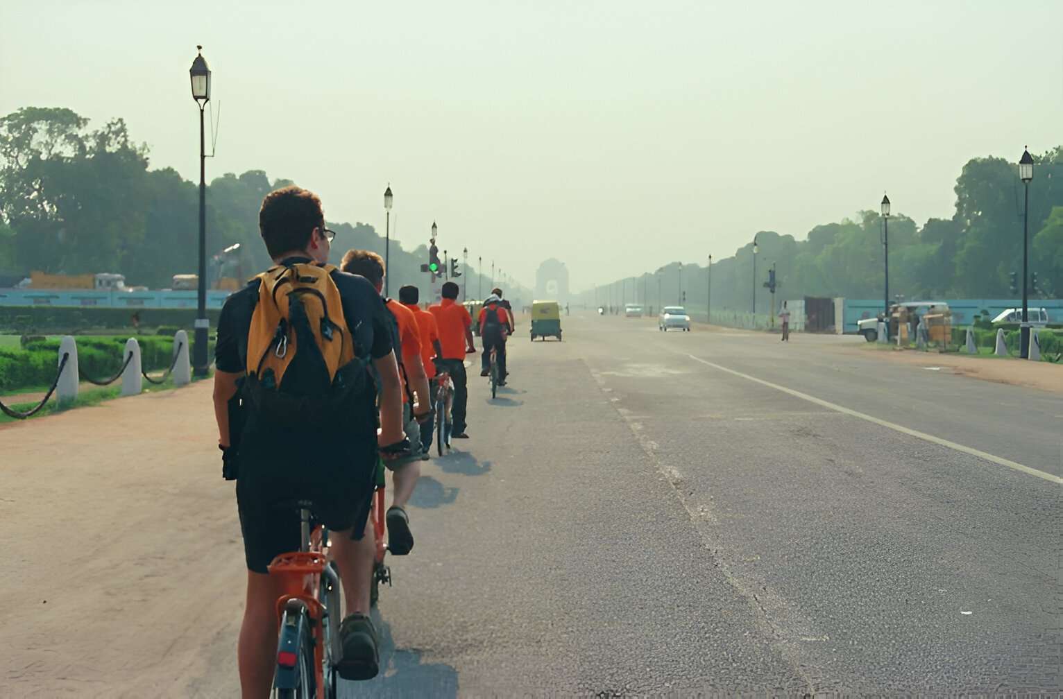 Cycle past Delhi's iconic landmarks, from the Red Fort to Jama Masjid, on a 4-hour guided adventure