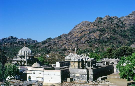 Udaipur to Mount Abu Sightseeing Tour Image