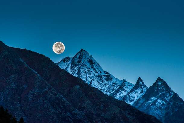 Ahutdujnrnux0my6u6gdpmaoj1x2 moon