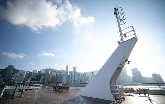 Oriental Pearl Harbour Cruise in Hong Kong Image