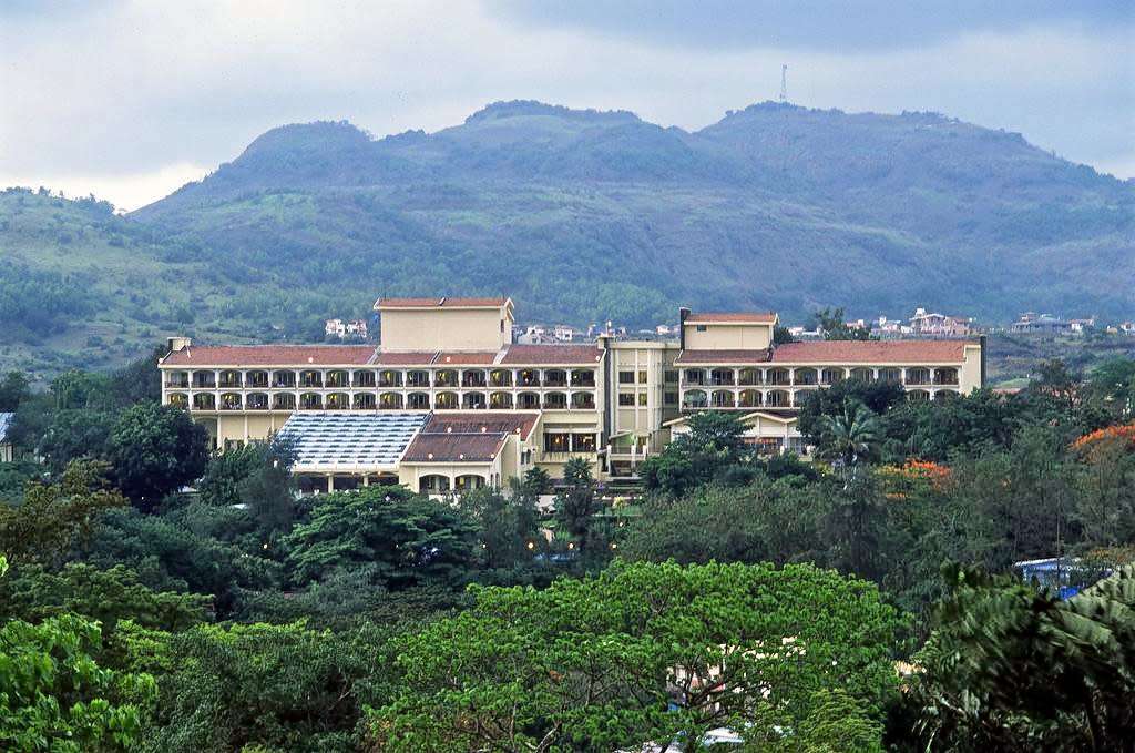 Enjoy your stay in the lap of nature