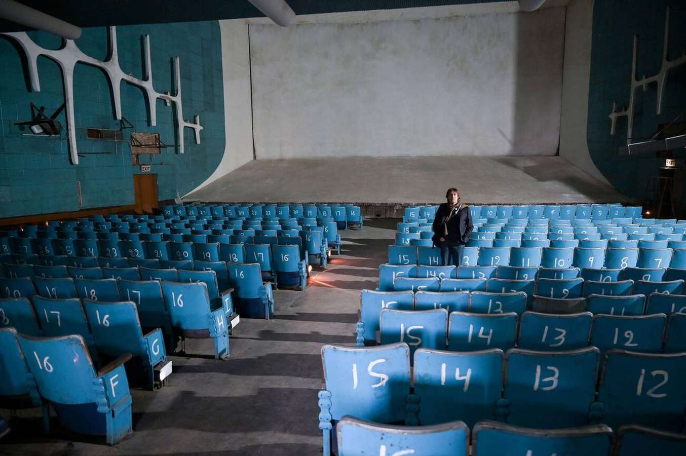 Discover hidden gems and vibrant culture on this ultimate night tour of Chandigarh