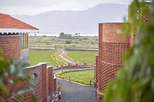 Saj By The Lake Malshej Image