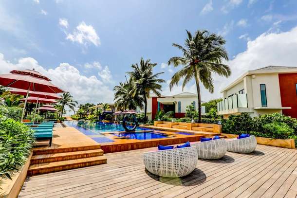 Azn030uantc1baxnljco7b1rnsaw 0b67b73cf6d511e985620242ac110002