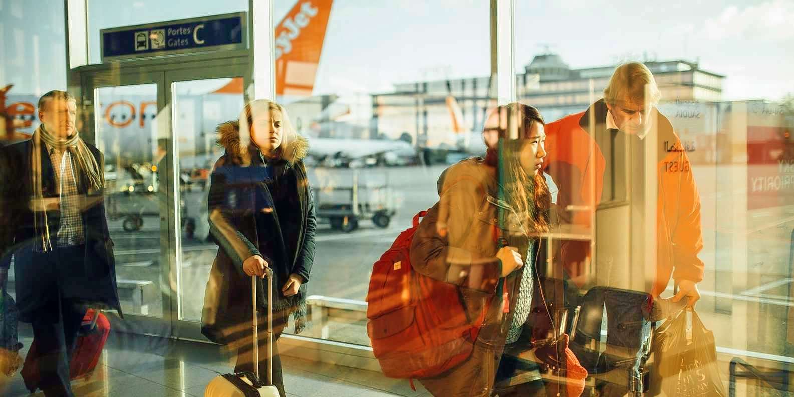 Santorini Airport Shuttle Bus Transfer Image