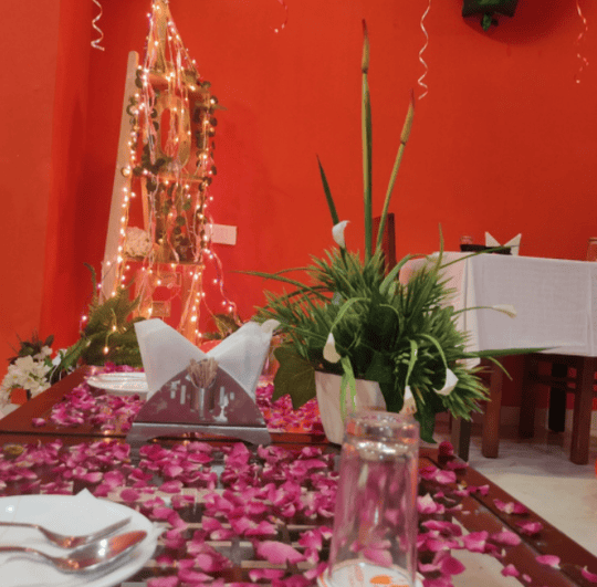 Candlelight Dinner With Private Movie Screening Gurgaon Image