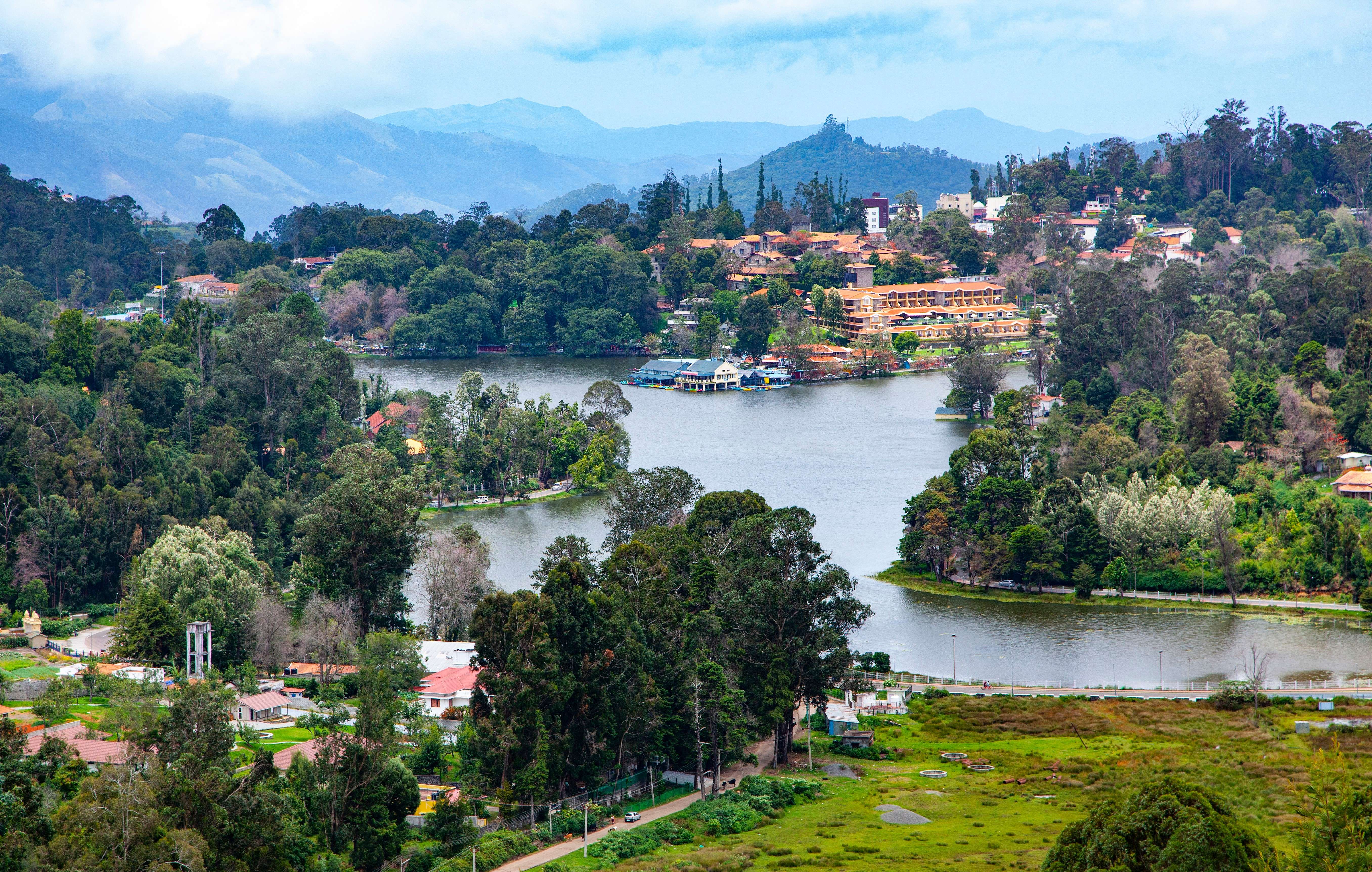 Beautiful Kodaikanal Lake, Tamil Nadu
