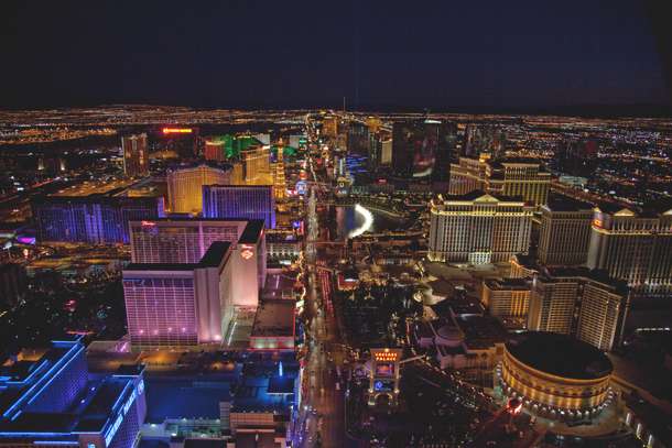 B82mc1cthfknc048b6zhkpic2dyx night aerial view, las vegas, nevada, 04649u