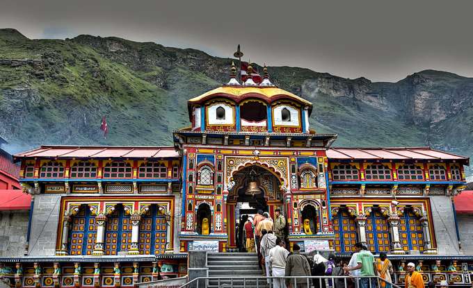 Soak-in the stunning views of Badrinath Dham