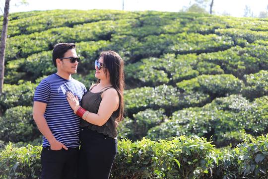 Couple Photoshoot in Munnar Image