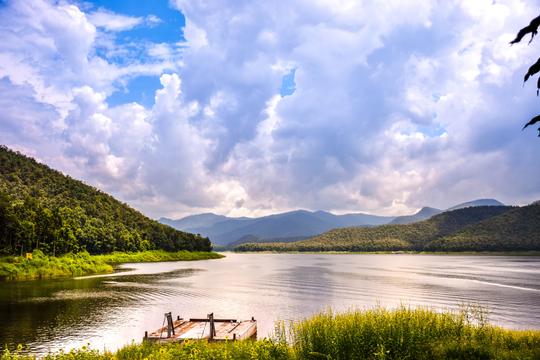 Whitewater Rafting in Chiang Mai Image