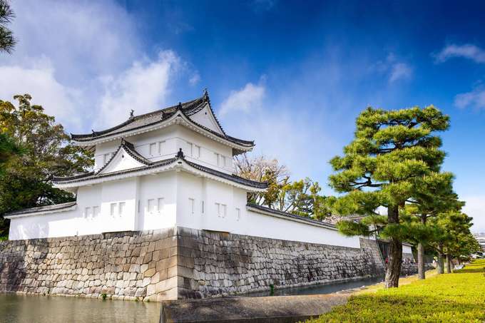 Explore Nijo Castle, a gateway to Japan's feudal history and Tokugawa legacy