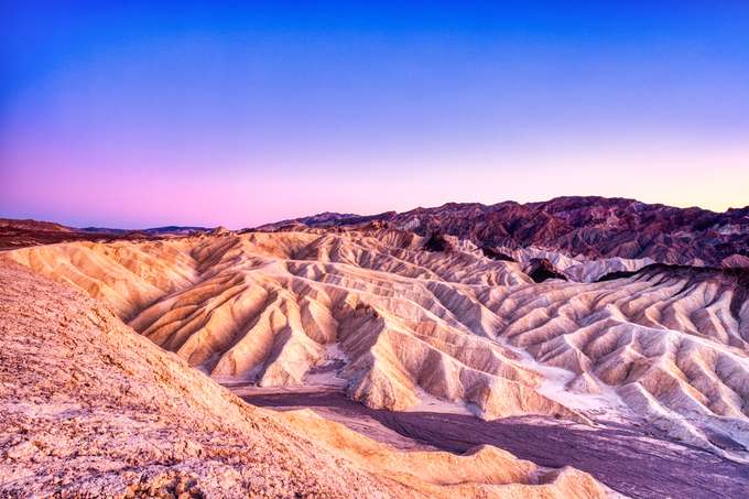 Take a tour to Death Valley from Las Vegas
