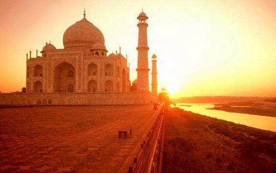 Golden Triangle With Varanasi And Khajuraho Image