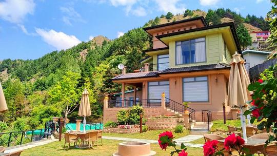 Larisa Resort Mussoorie Image