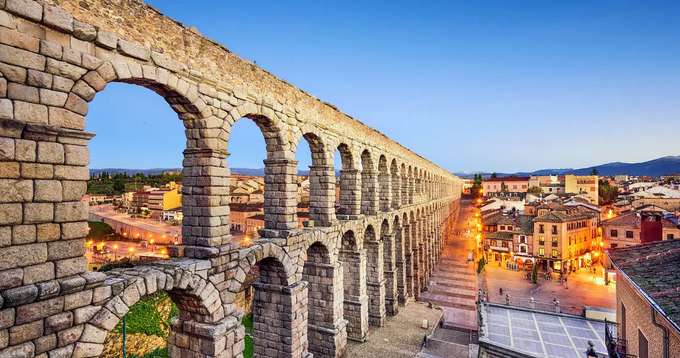 Roman aqueduct of Segovia