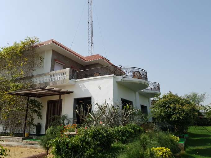 Rustic Homestay Amidst The Lush green Farms in Gurugram
