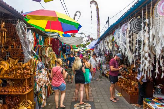 Traditional Handicraft Tour in Ubud Image