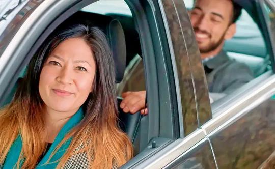 Private Transfer From Dubai To Abu Dhabi Image