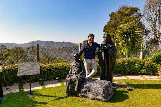 Couple Photoshoot in Kodaikanal Image