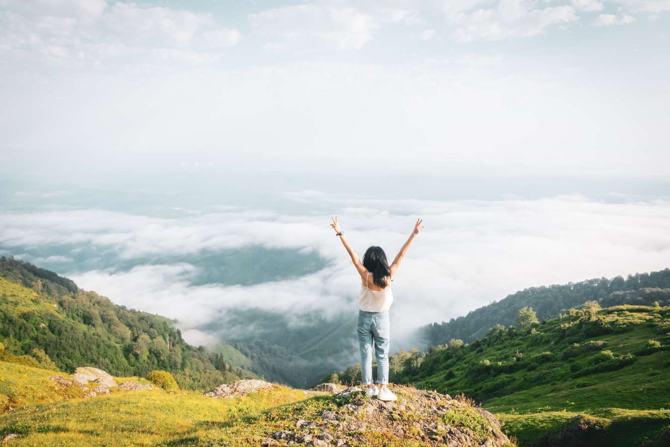 Tourist admring views of Munnar hill station