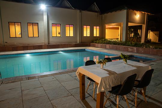 Six Seasons Resort Image