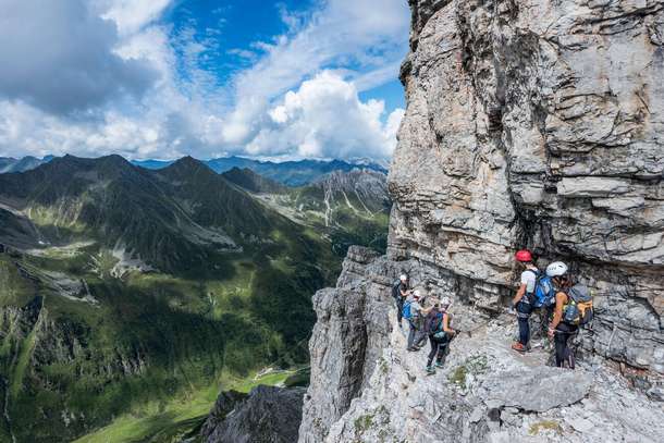 C35g36y6yxv6tyn749paw5saw1qi downpic.cc 147306601