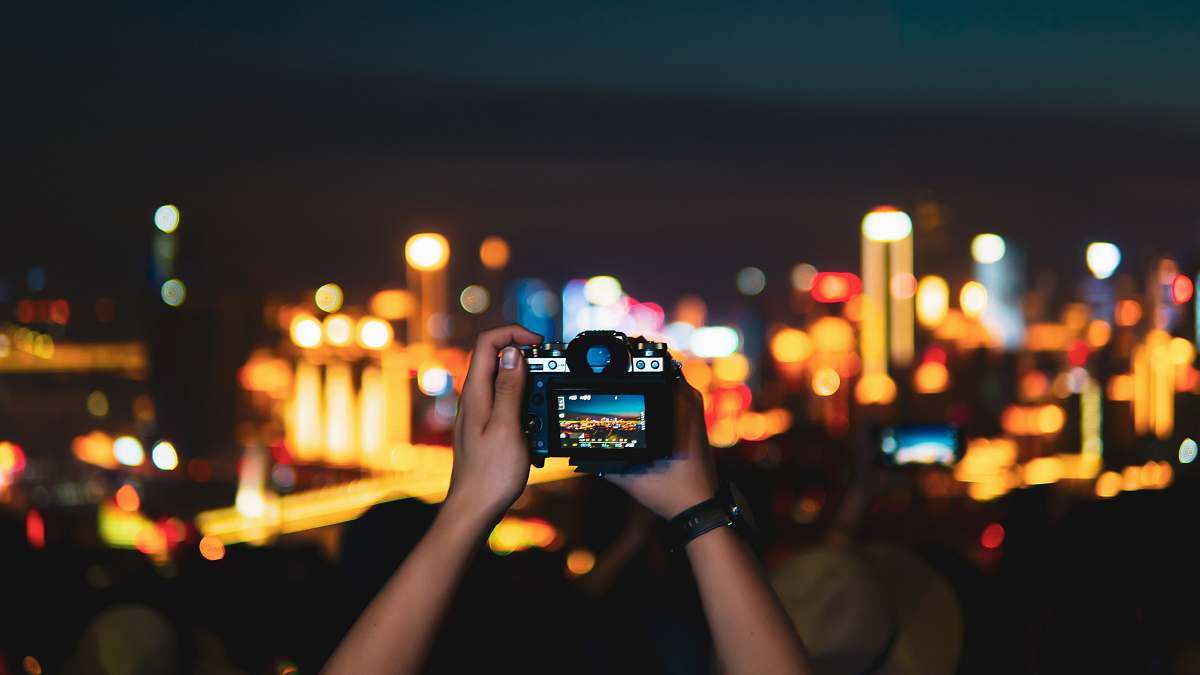 Vivid Photography Walking Tour in Sydney