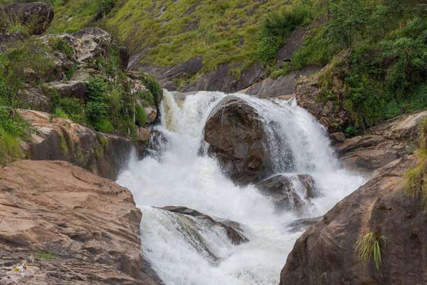 Ck0xgg44dl0xsqme6zhpcnrbuj4g attukad%20waterfalls 1