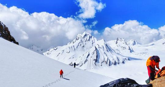 Auden’S Col Trek Image