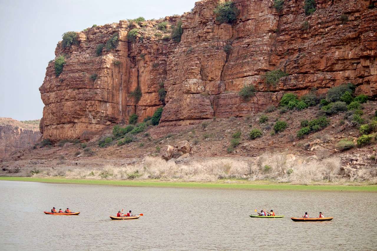 Trip To Gandikota, Belum Caves And Lepakshi Image