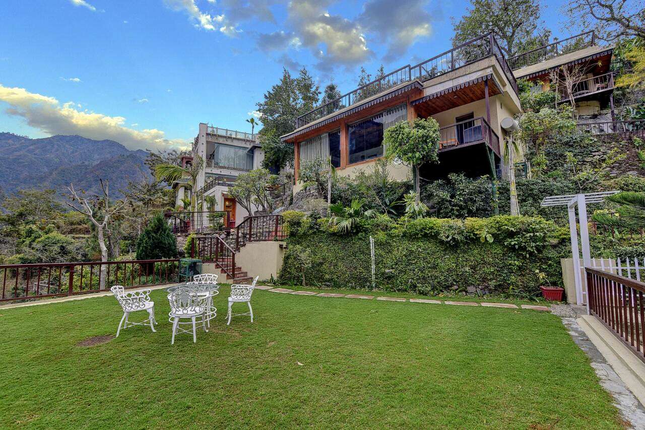 Raga on the Ganges, Rishikesh Image