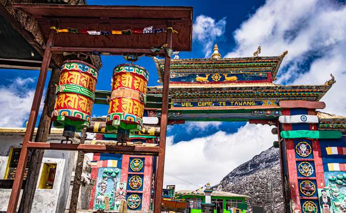 Hornbill Festival with Kaziranga and Tawang