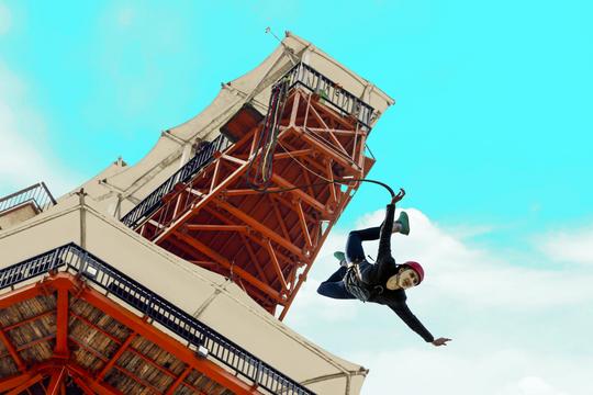 Take the plunge with India’s highest fixed jump platform and feel the rush of freefall