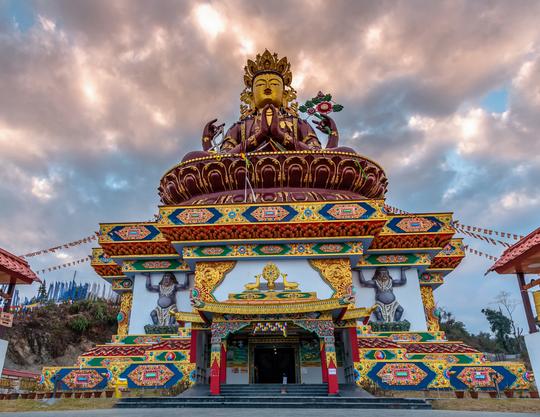 Pelling Skywalk Image