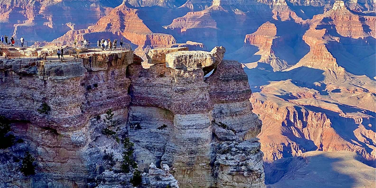 Las Vegas to Grand Canyon Bus Transfer