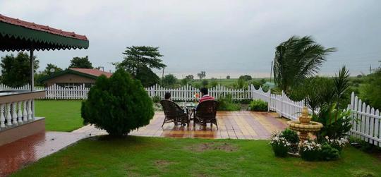 A Peaceful Villa on the backwaters of Gangapur Dam, Nashik Image