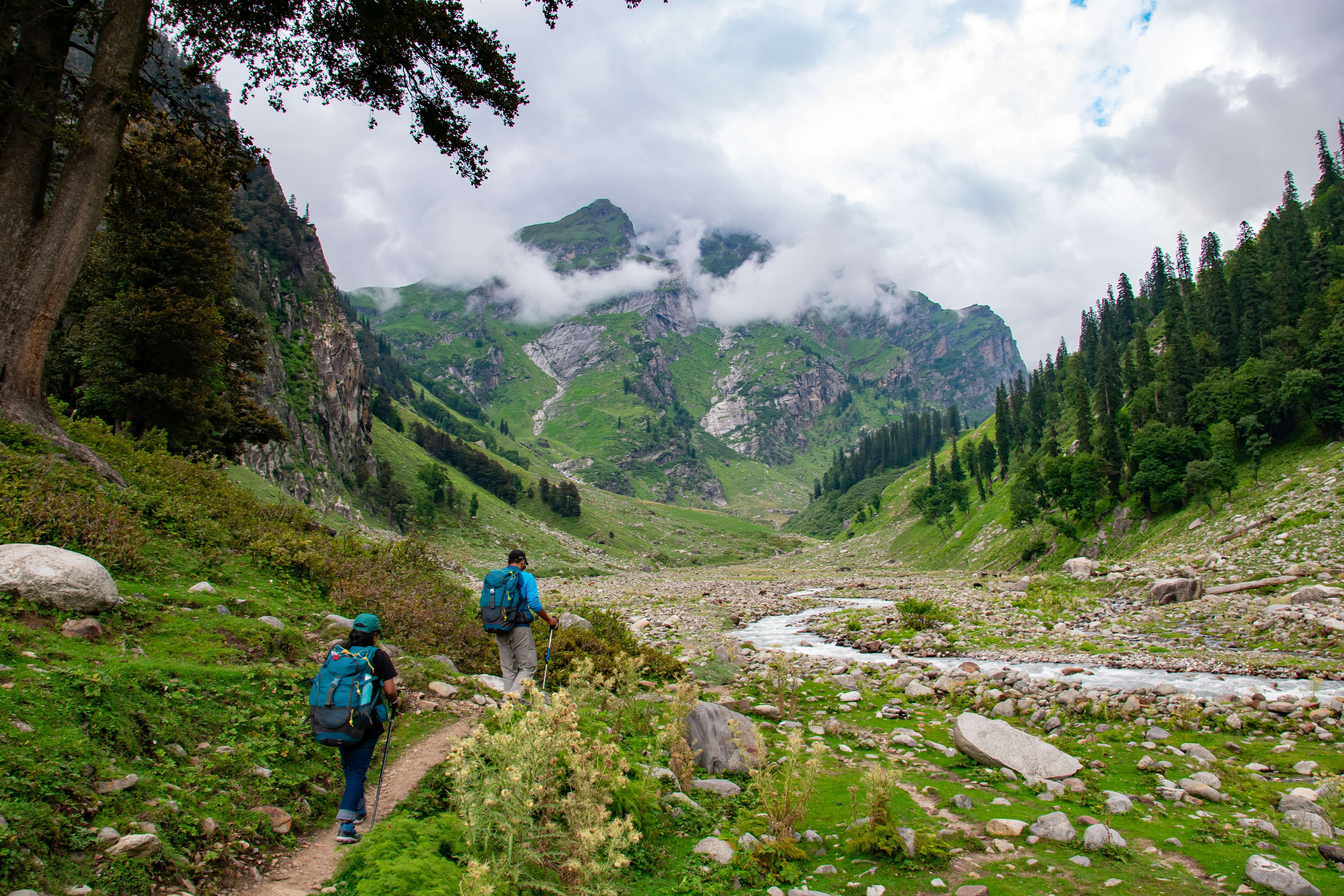 Embrace the 4-day adventure trekking from Solang Valley to Beas Kund