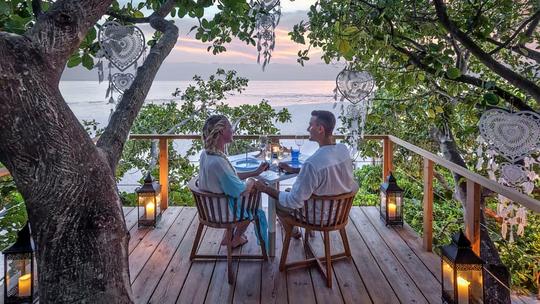 Four Seasons Maldives Image