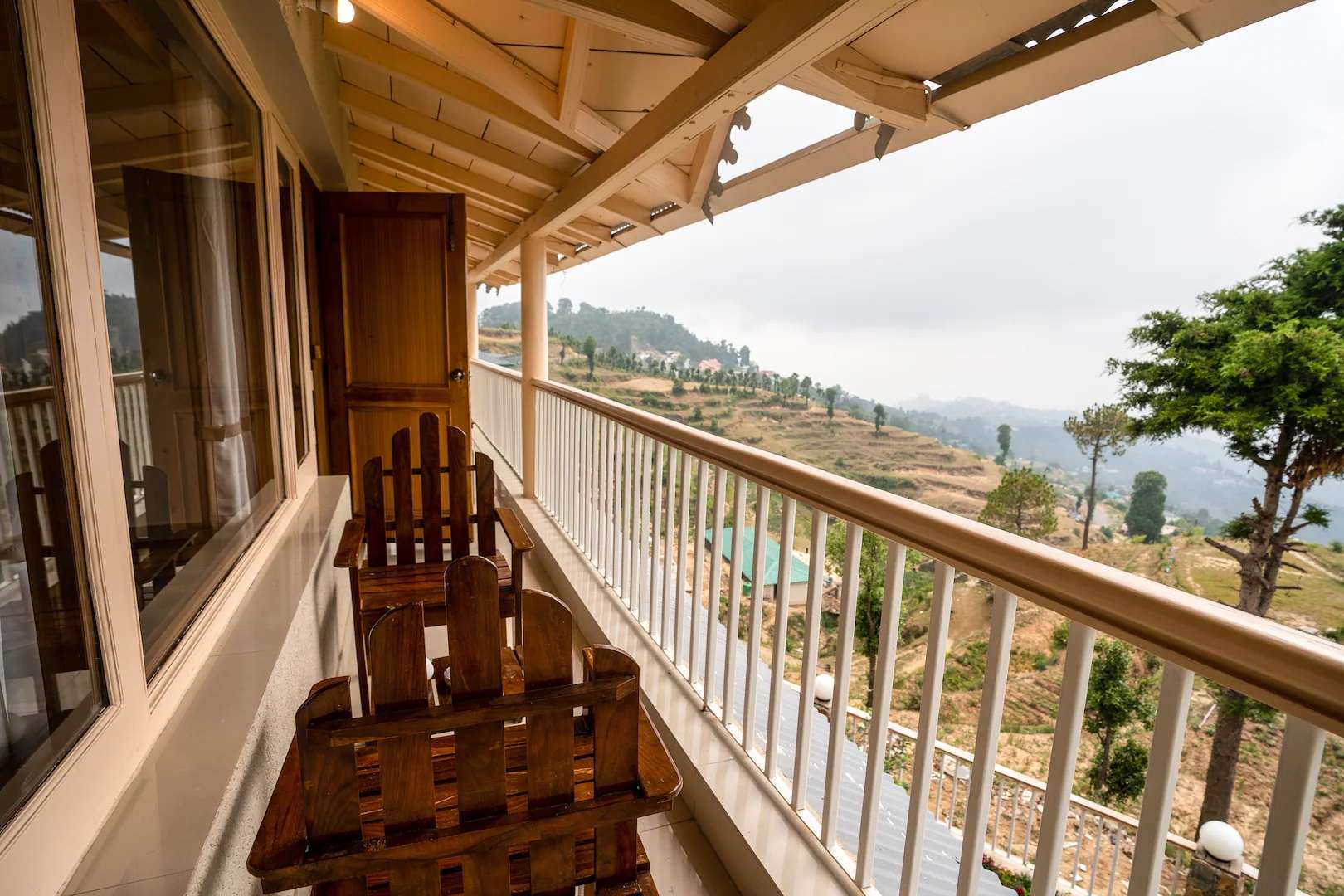 The Alpine Chalet Resort Mukteshwar Image