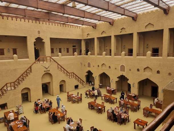 Dr7zw6k9xklmsjisti79ma4v49zv rozna restaurant 2%20(1)