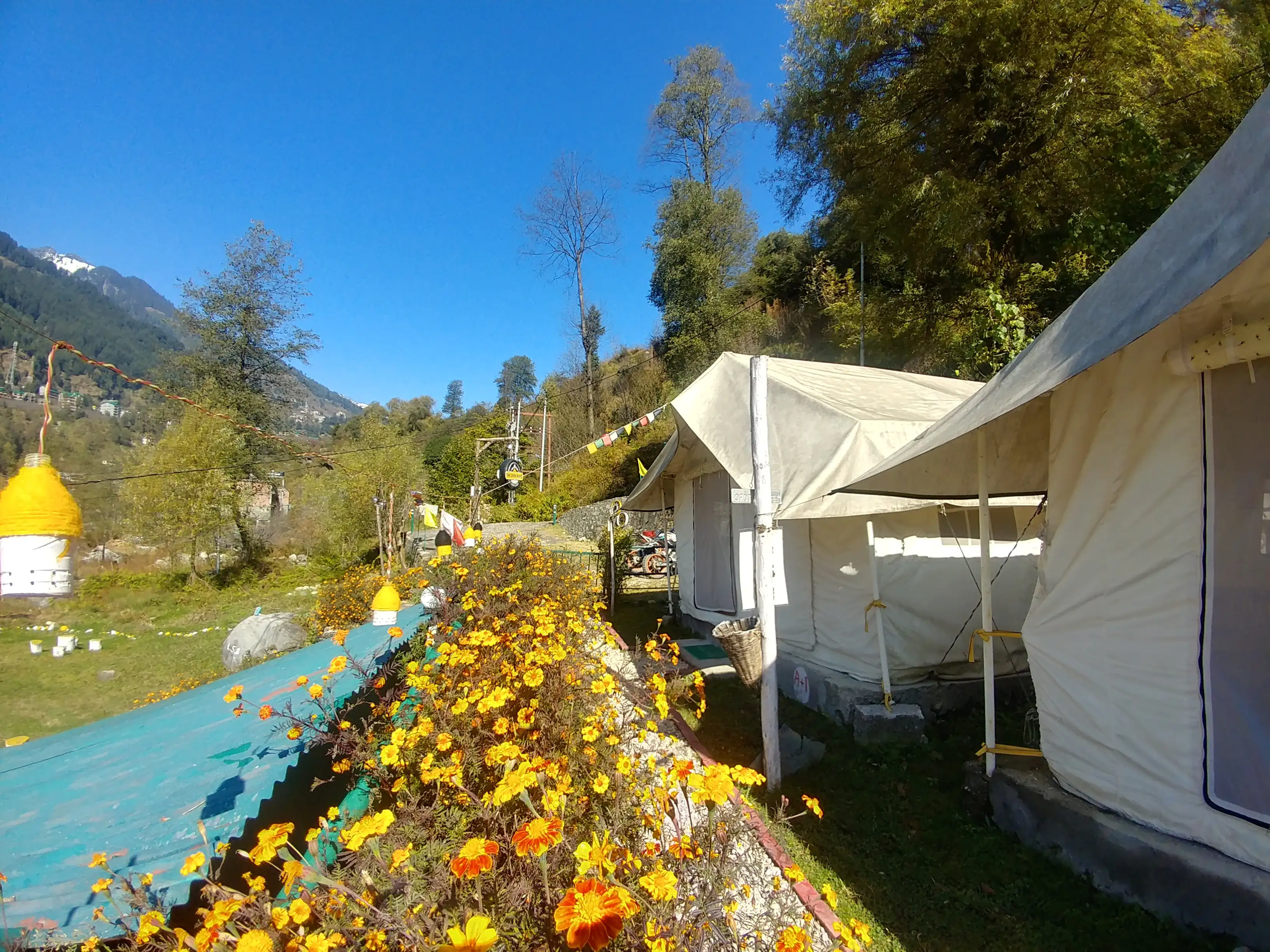 Campsite with mountains in the backdrop