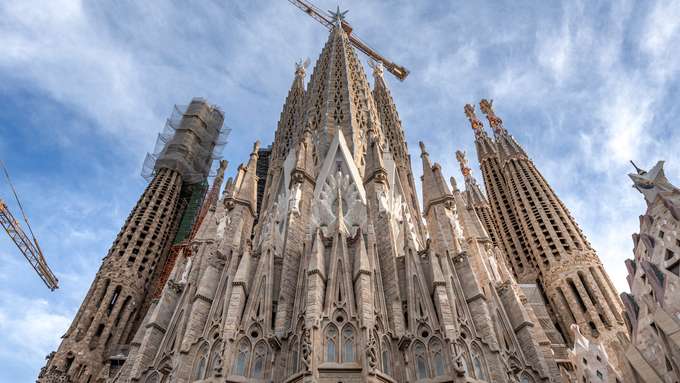 Sagrada Familia under construction