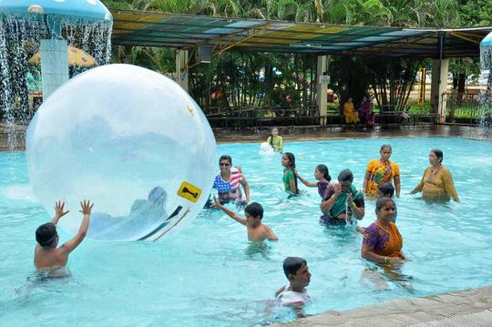 UK Resort Khopoli Image