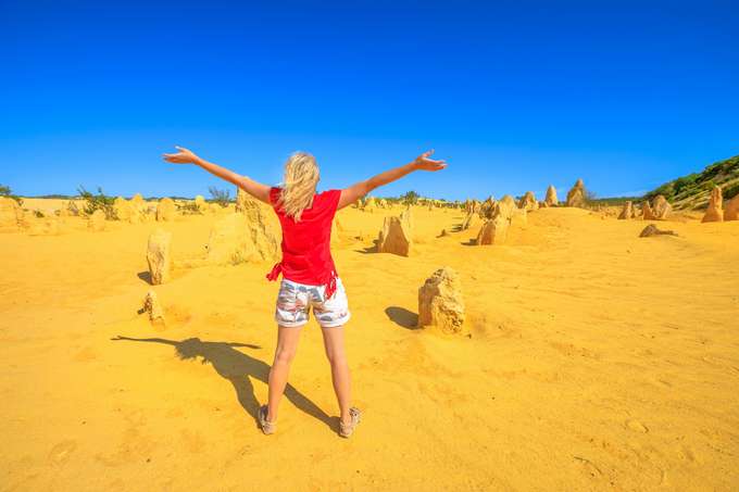 Pinnacle Desert Sunset and Stargazing Tour From Perth