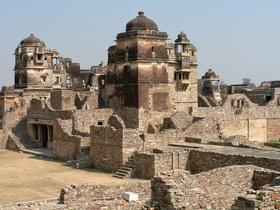 E9xjuz0y90cm7gx5yvdkyrhut3bf rana kumbha palace chittorgarh fort