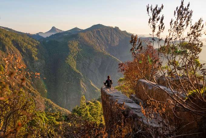 Tourist enjoying at Dolphin Nose in Kodaikanal