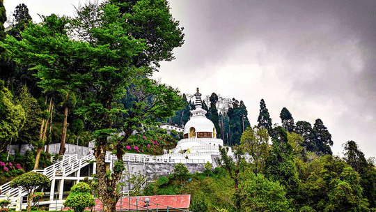 5 Days Darjeeling Kalimpong tour with excursion to Mirik Image